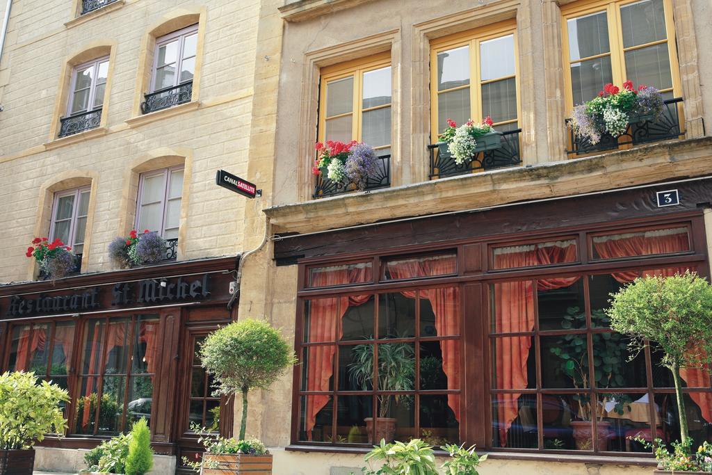 Le Saint Michel Sedan Exterior foto