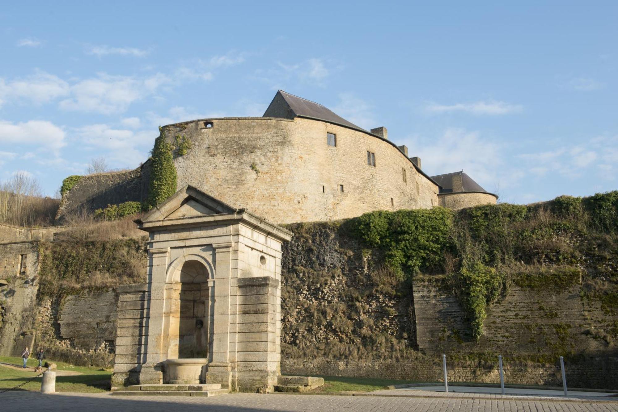 Le Saint Michel Sedan Exterior foto